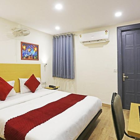 Hotel Twamev Residency Uttam Nagar Couple Friendly Delhi  Bagian luar foto