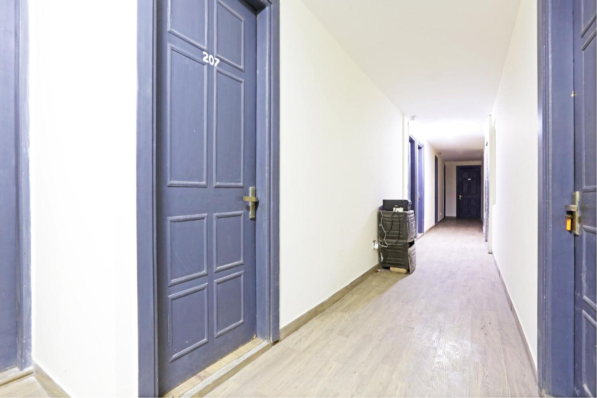 Hotel Twamev Residency Uttam Nagar Couple Friendly Delhi  Bagian luar foto